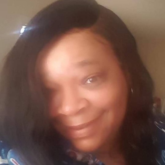 Meet your Posher, Kischa - Picture 2 of 2